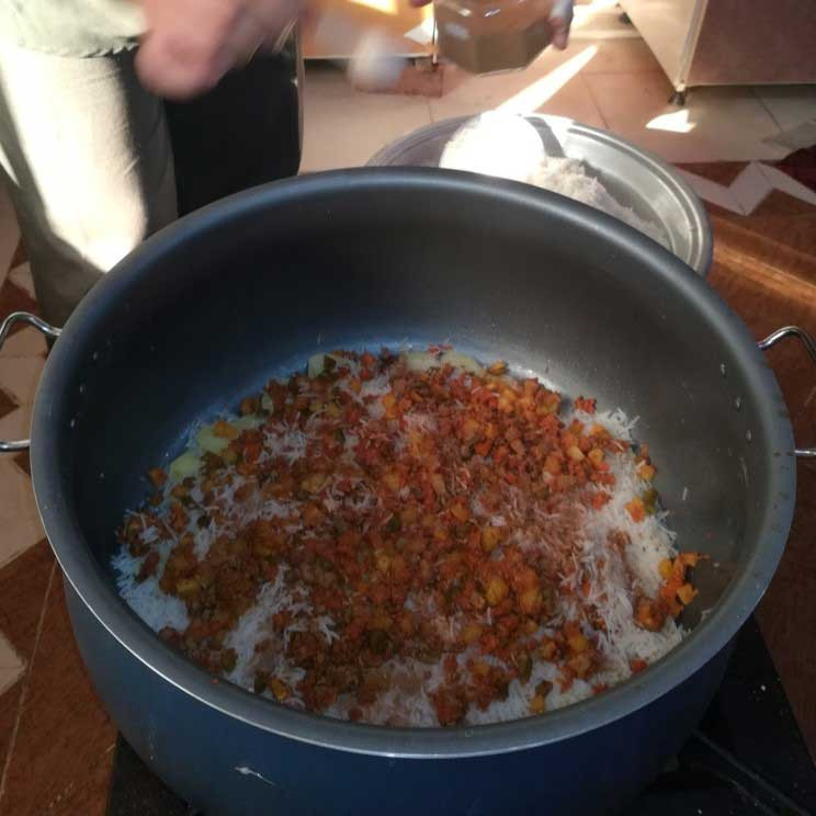 خدمات خیریه