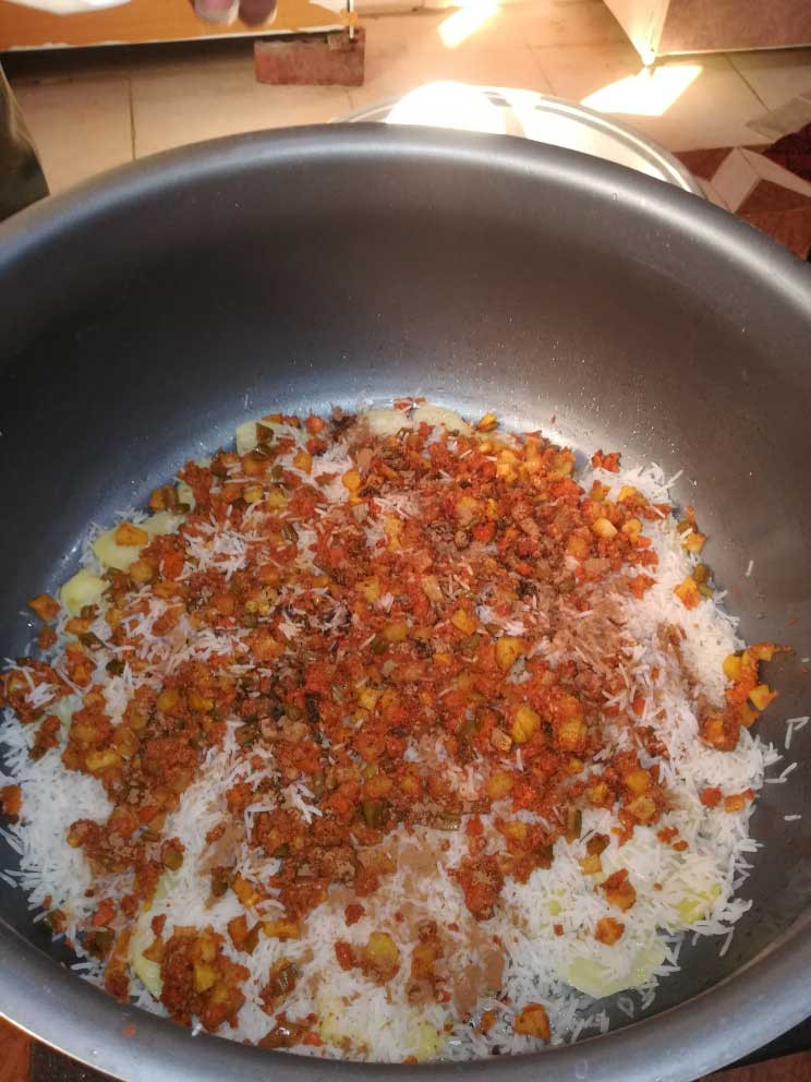 خدمات خیریه