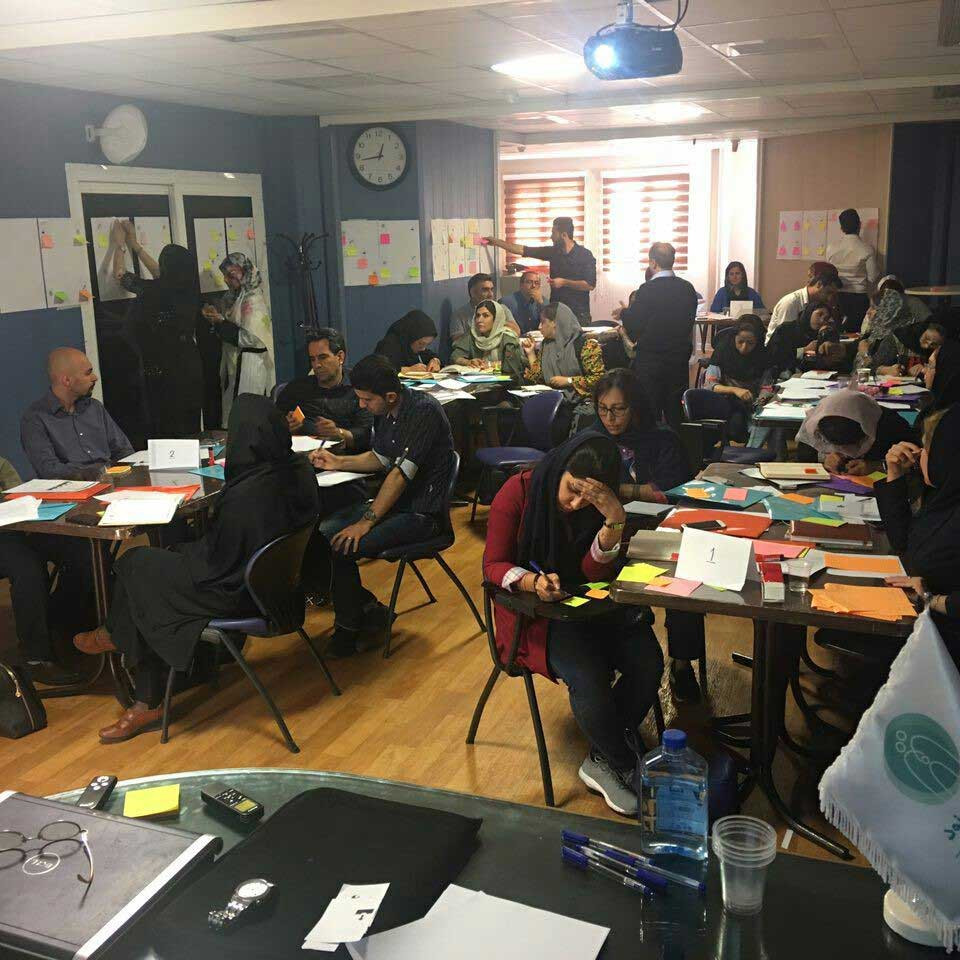 شرکت در کارگاه ها