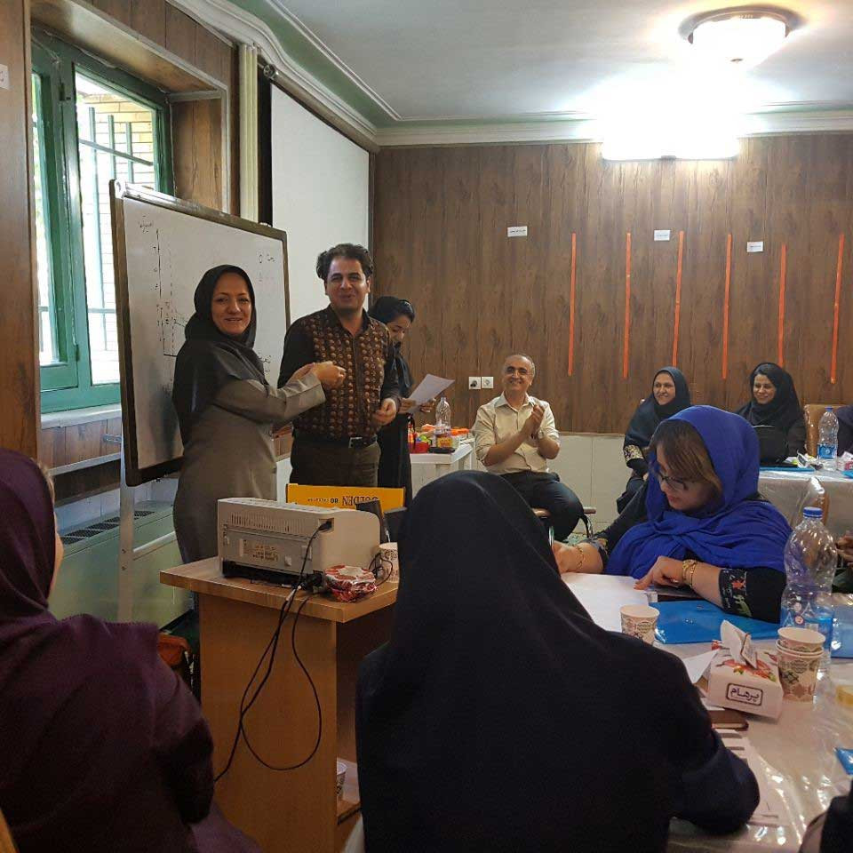 شرکت در کارگاه ها
