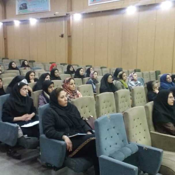 شرکت در کارگاه ها