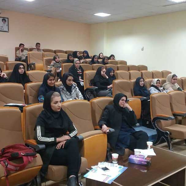 شرکت در کارگاه ها