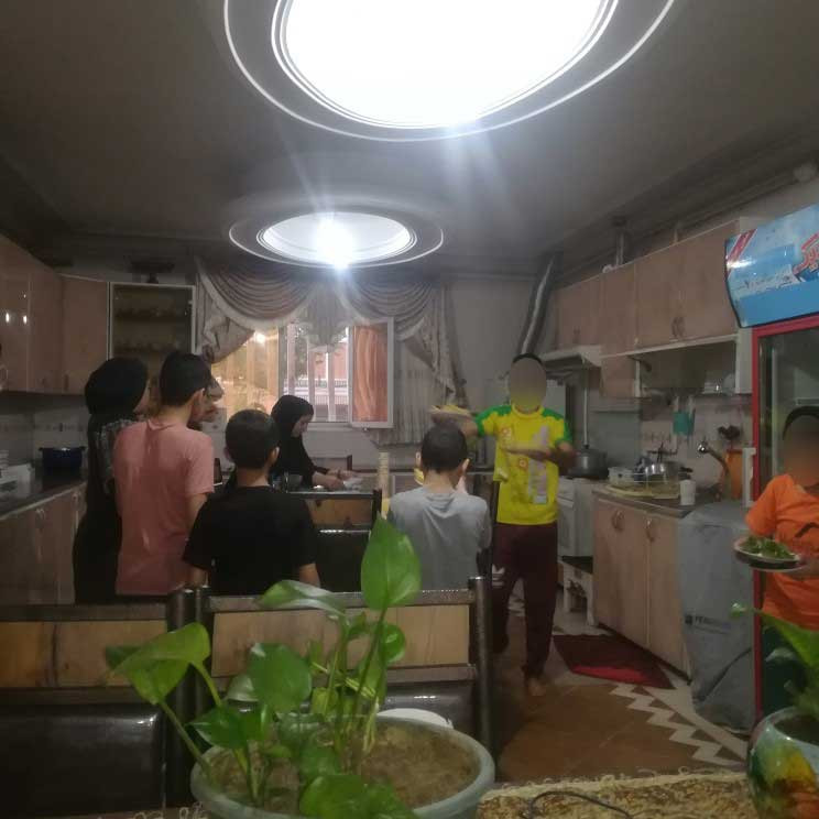 افطاری خانه مهر ماندگار