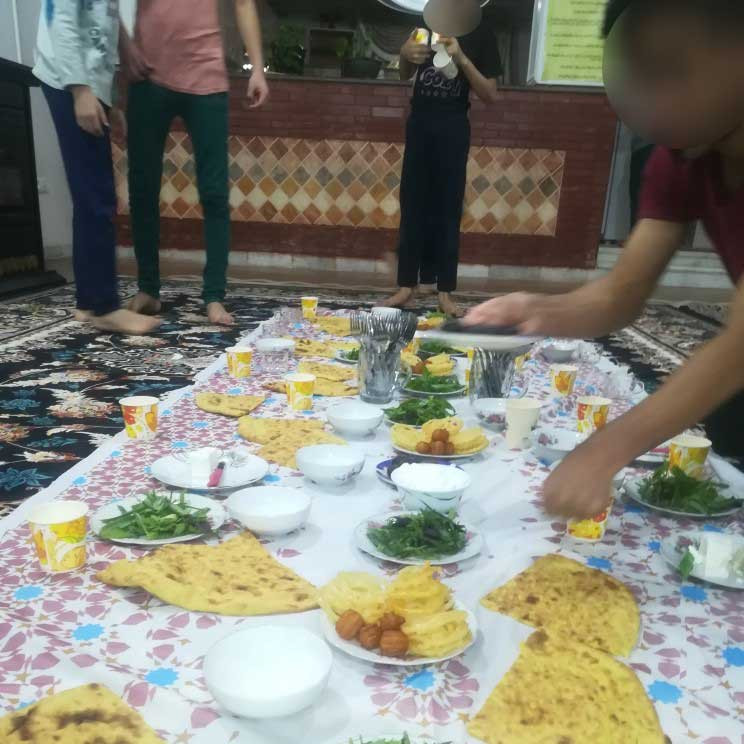 افطاری خانه مهر ماندگار