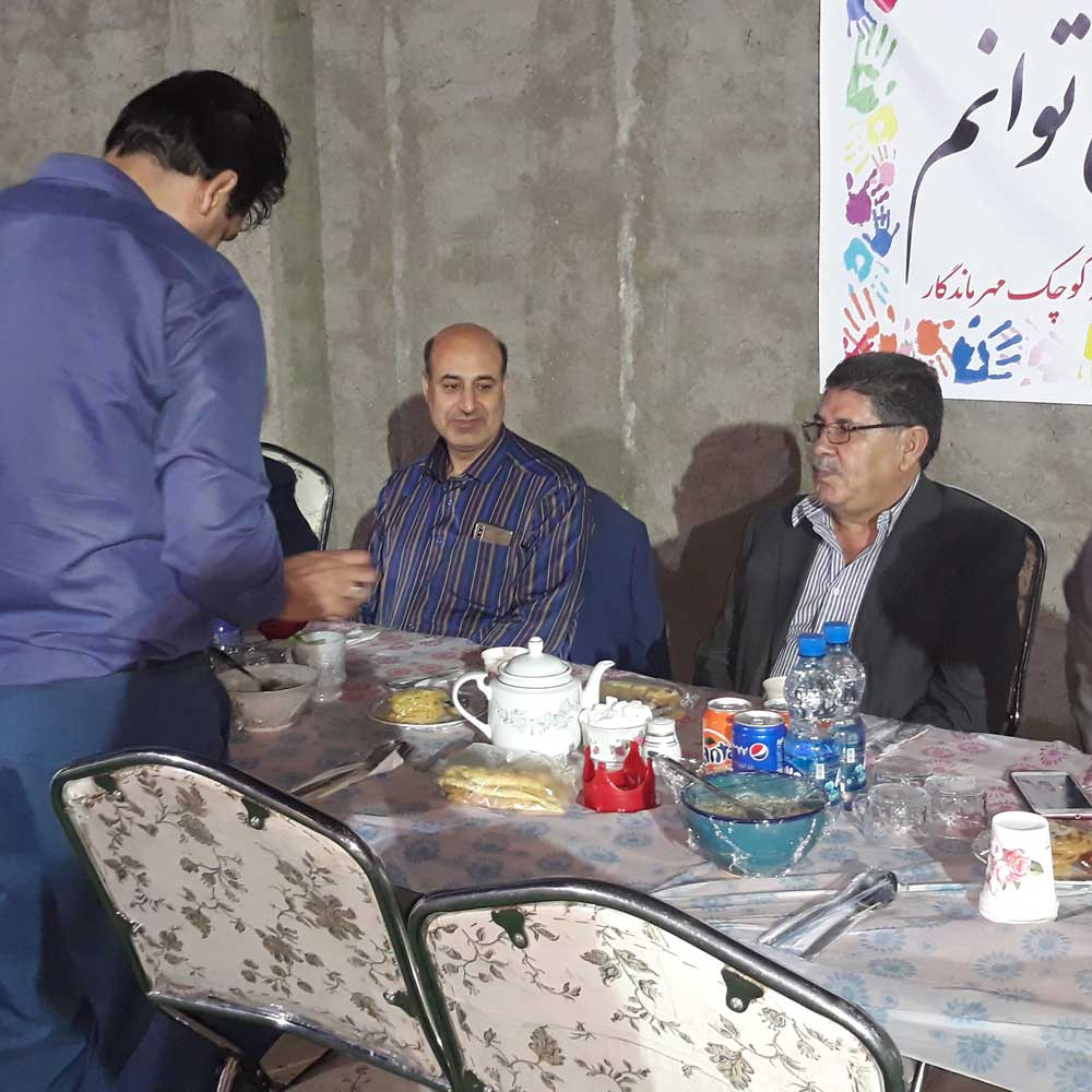 دیدار با مسئولین