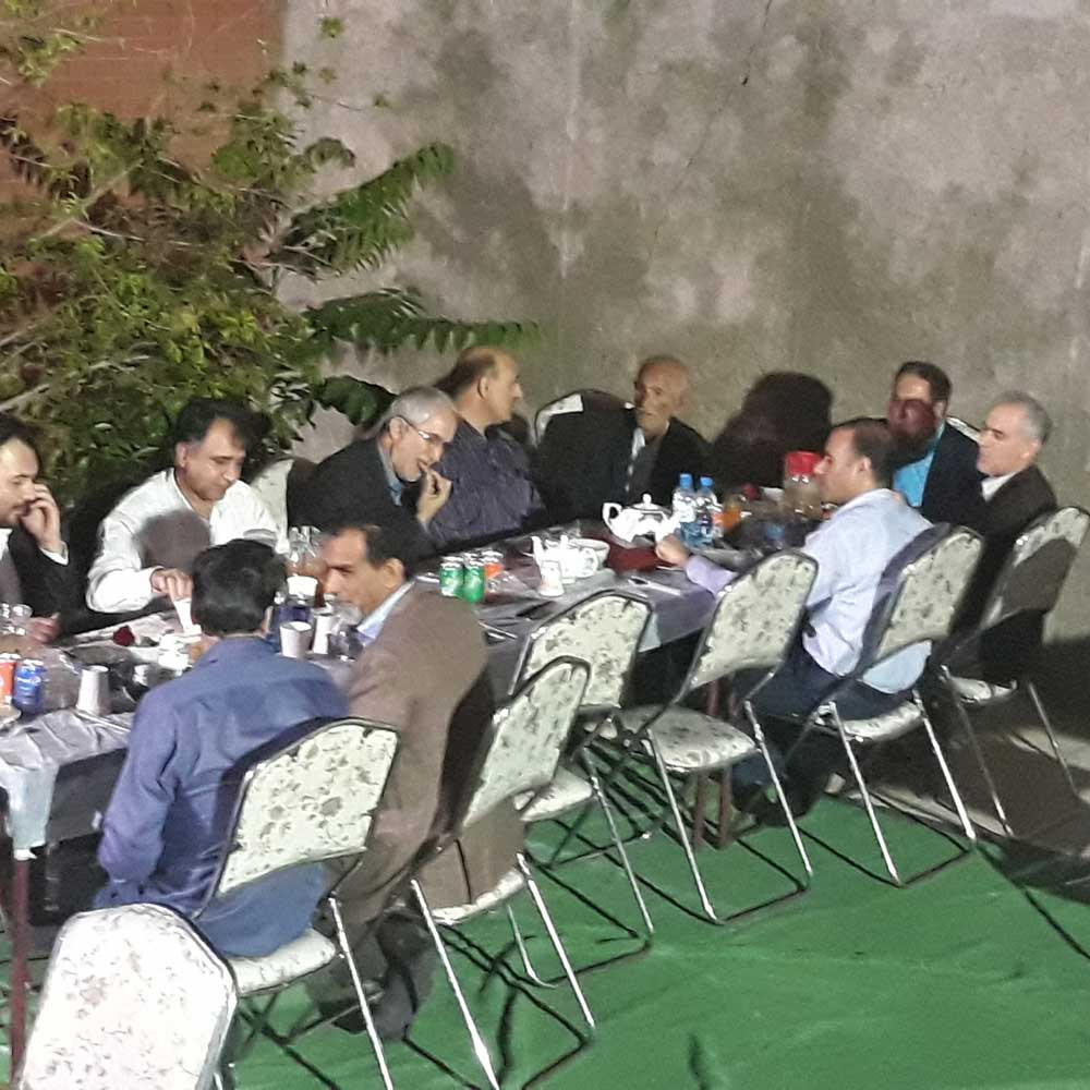 دیدار با مسئولین