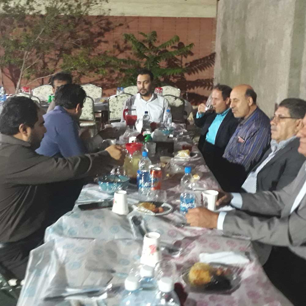 دیدار با مسئولین