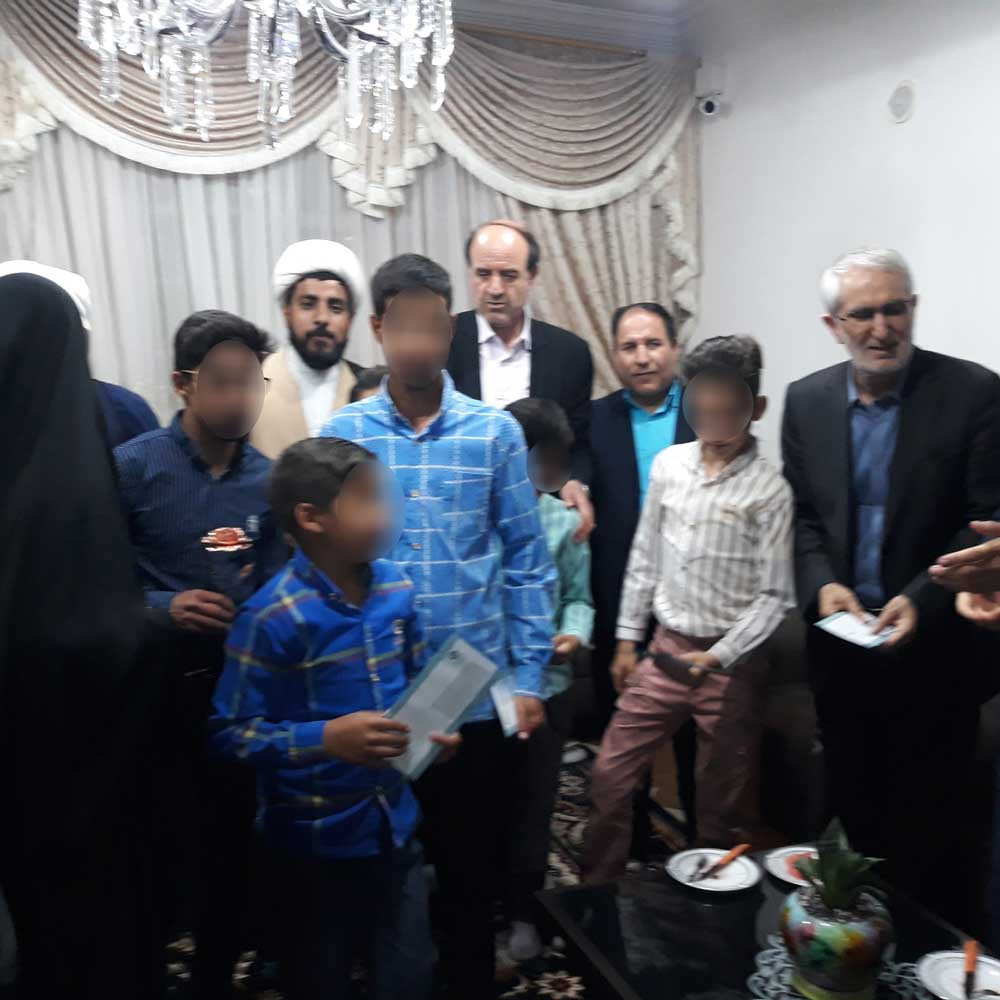 دیدار با مسئولین