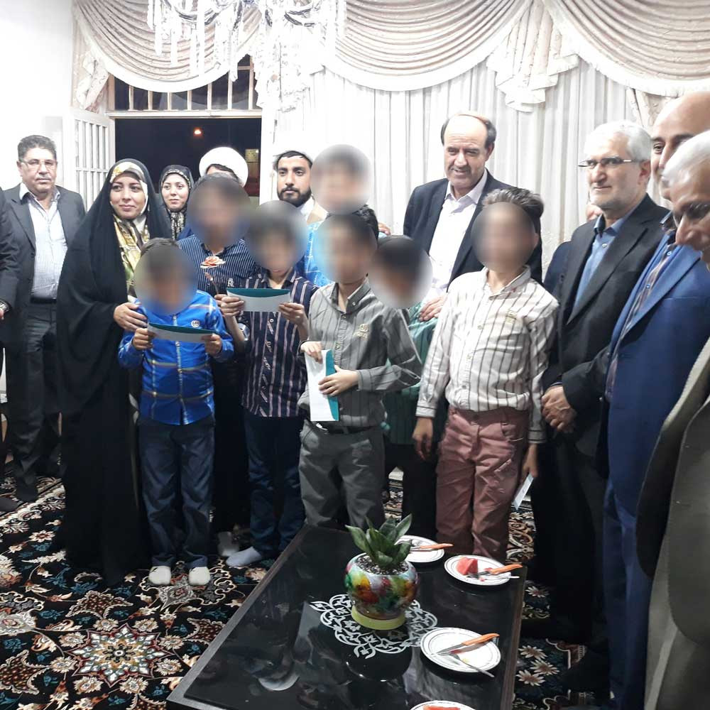 دیدار با مسئولین