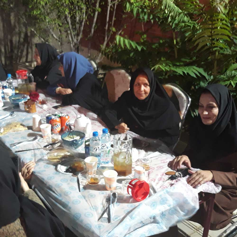 دیدار با مسئولین
