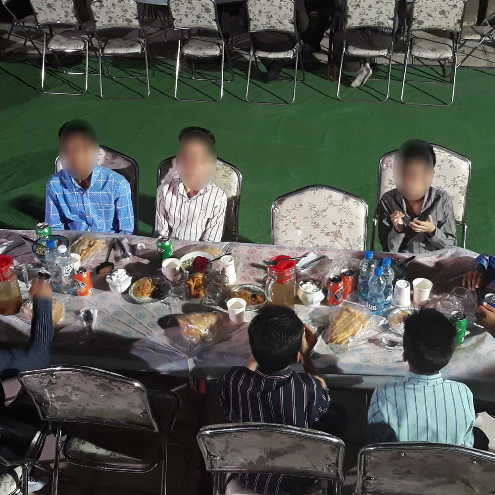 دیدار با مسئولین